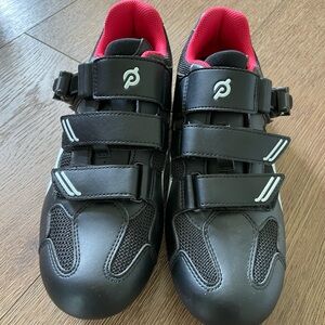 Like New Peloton Cycling Shoes